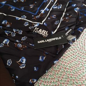 Women’s Karl Lagerfeld 100% Silk Scarve